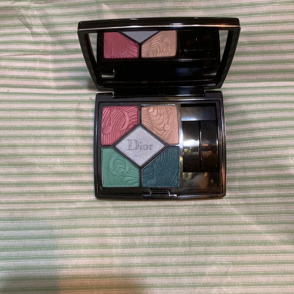 LE Dior Eyeshadow Quint in Glow Vibes Blue Beat